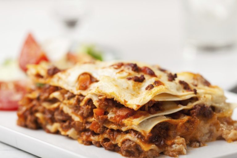 Lasagna: Un Piatto Dalle Mille Sfumature